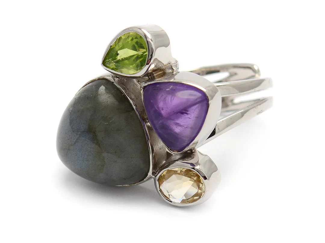 RING, sterlingsilver, labradorit, ametist, citrin, peridot, stl 17,5 mm, vikt 11,6 g. — Smycken/Ring — Kaplans