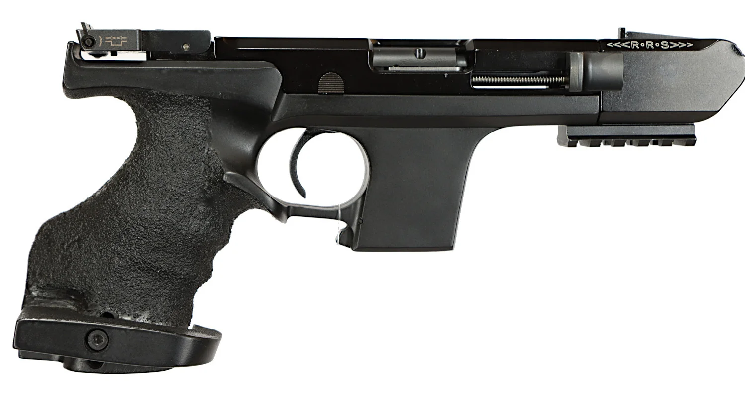 PISTOL, Halvautomatisk, fabrikat Hämmerli, modell SP20, kaliber .22LR, tillv.nr 20226, se-nr SE2162394. — Pistols — Walter Borg