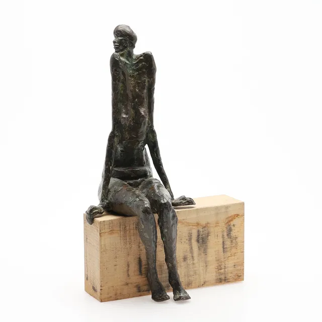 INGER WEICHSELBAUMER. SITTANDE KVINNA.