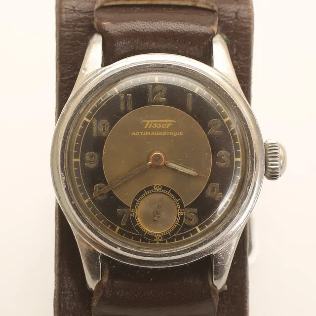 ARMBANDSUR, Tissot Antimagnetique.