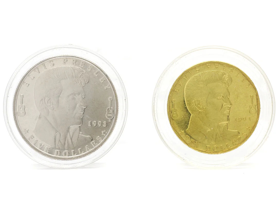 2 MYNT, metall, 5 / 10 Dollar, 1993, Marshallöarna, kvalité ca 0, Elvis Presley. — Mynt/Utländska mynt — Kaplans
