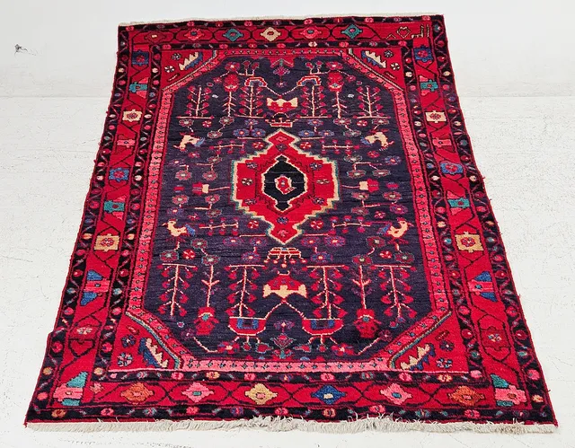 MATTA, Hamadan, ca. 220x130 cm.