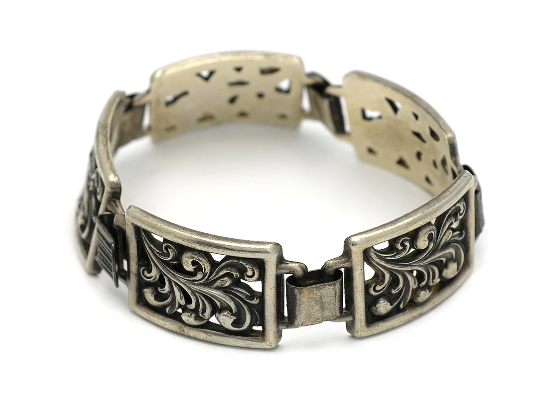 ARMBAND, silver, Elmblad, Stockolm 1946, längd 19,5 cm, vikt 64,2 g. — Smycken/Armband — Kaplans