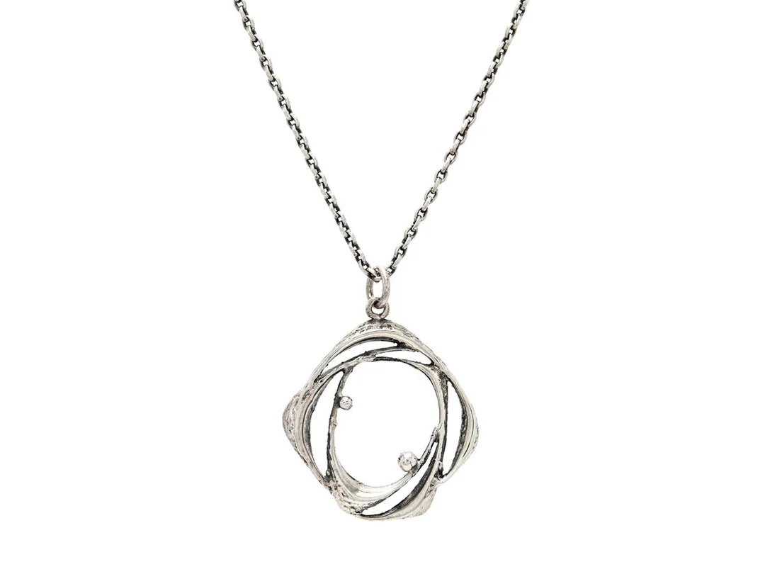 KARL LAINE, hänge med kedja, sterlingsilver, Spider Web, längd 61 cm, vikt 11,3 g — Smycken/Hänge med kedja — Kaplans