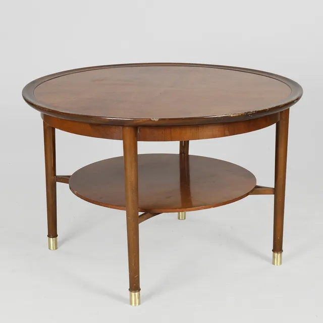 EDMUND JØRGENSEN. Cirkulært sofabord fineret med mahogni, understel af mahognibejdset bøg, 1950-60'erne.