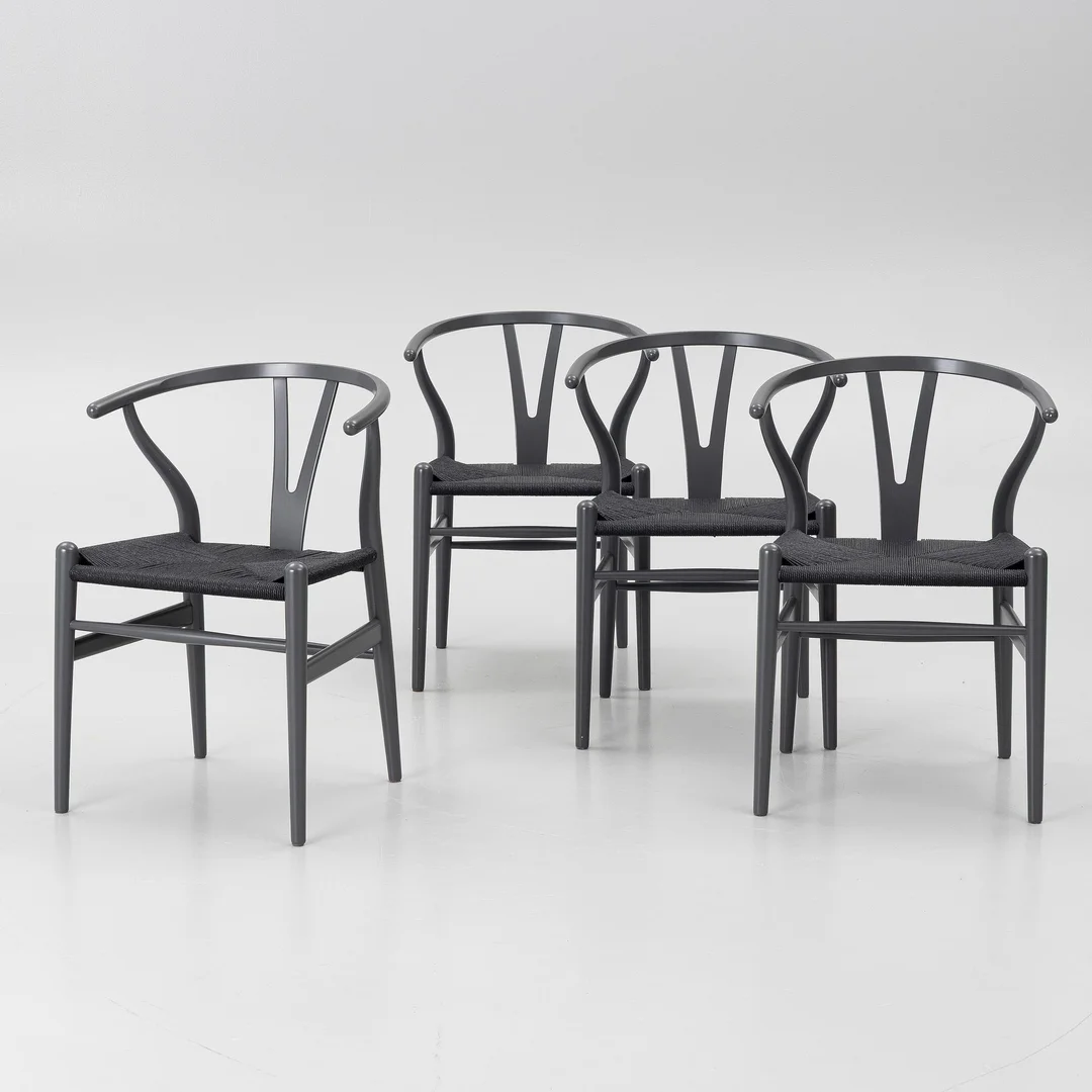 Hans J. Wegner, stolar, 4 st,modell CH 24 "Y-stolen", Carl Hansen & søn, Danmark. — Design/Möbler — Bukowskis