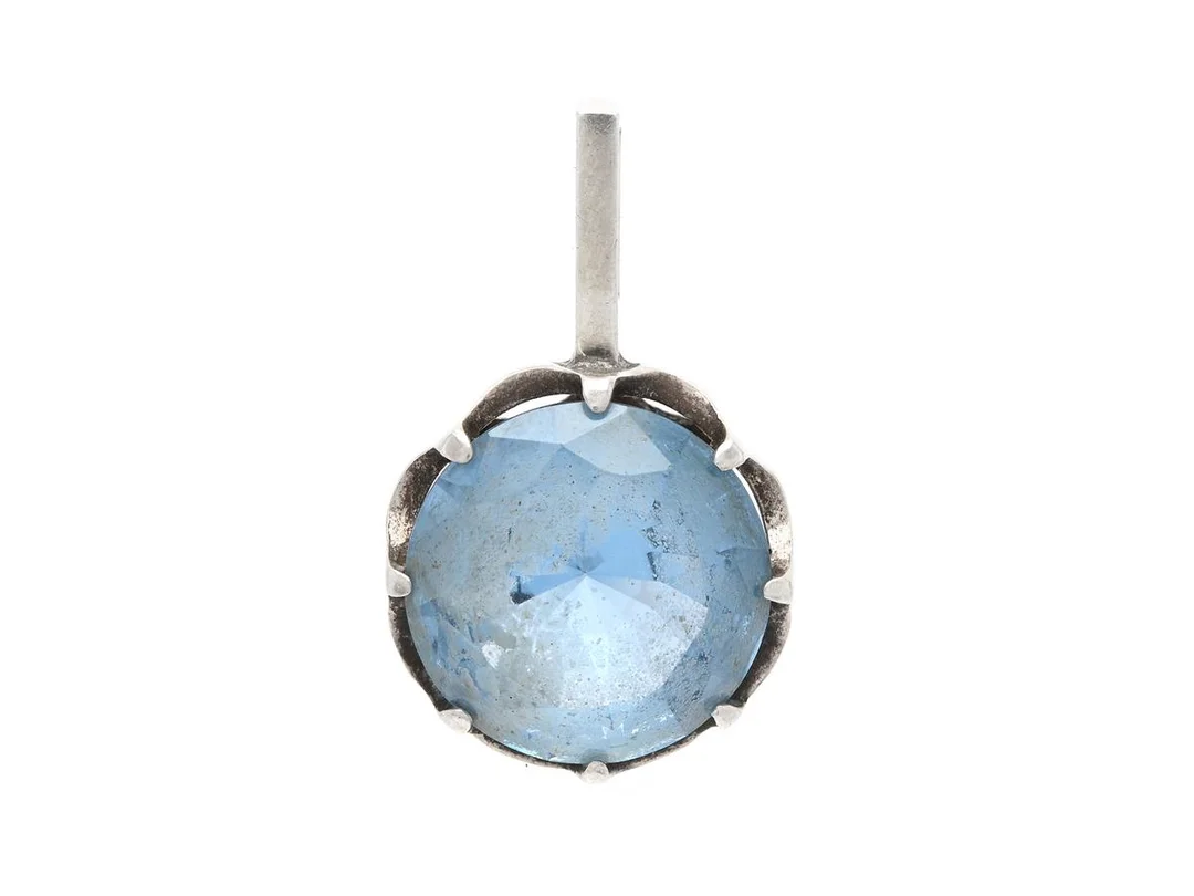 HÄNGE, silver, syntetisk spinell, mått 3 x 1,8 cm, vikt 7,2 g. — Smycken/Hänge — Kaplans