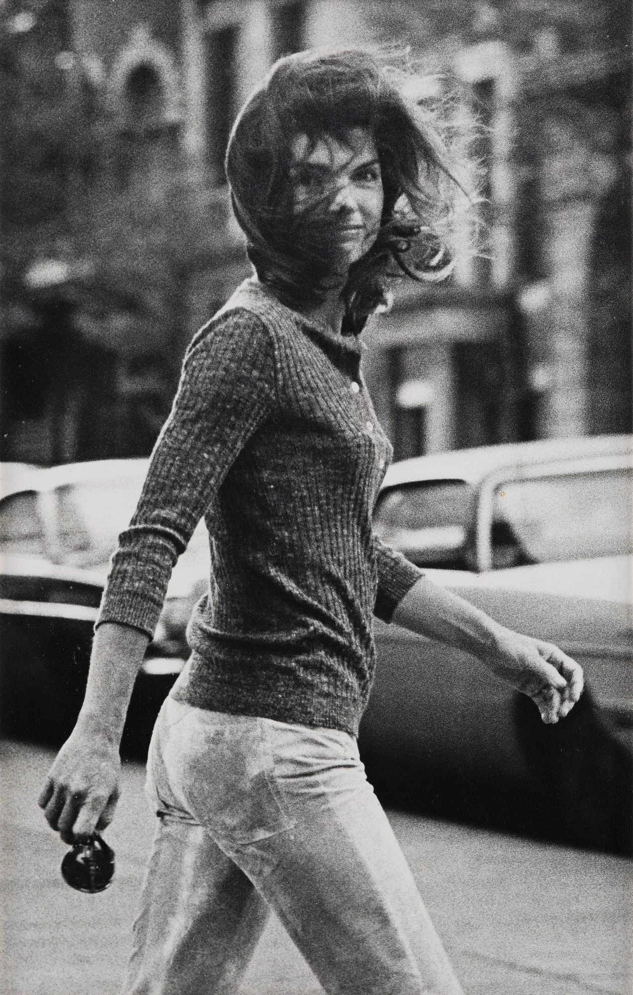 Ron Galella, "Windblown Jackie", 1971. — Bukowskis