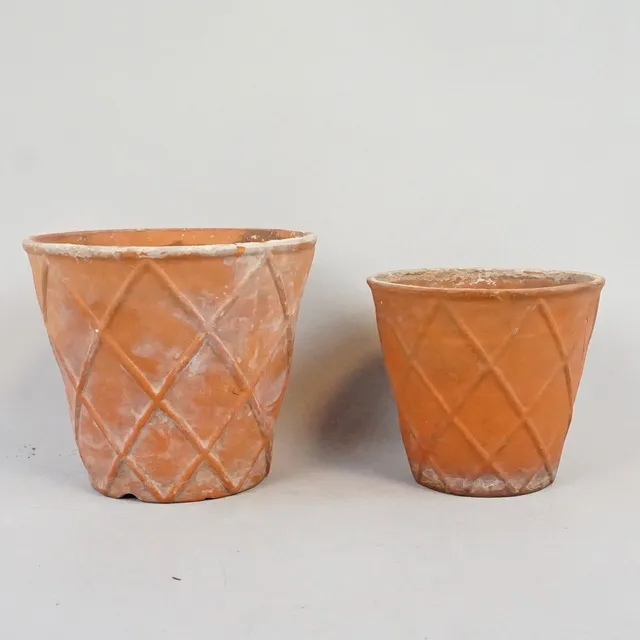 WILHELM KÅGE. Ytterfoder, 2 st, lergods, "Planta", Gustavsberg, ca 1950-tal.
