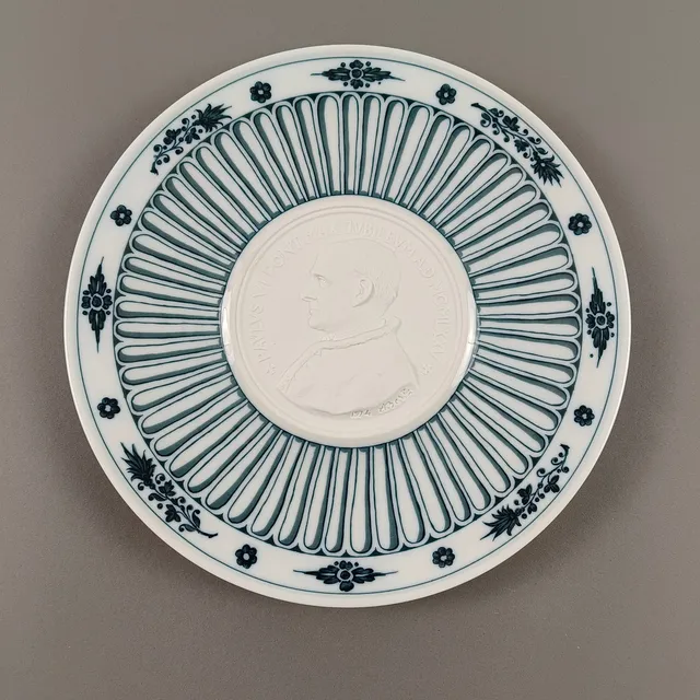Wandteller mit PAPSTPORTRÄT - Richard Ginori, Mannifattura di Doccia, Italien, um 1974/75.