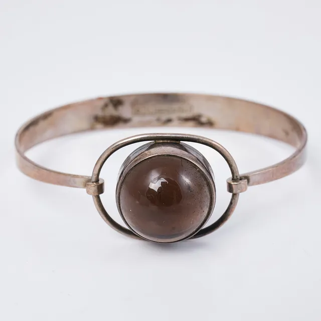 ERIK GRANIT & Co, armband, silver, cabochonslipad rökkvarts, 1962.