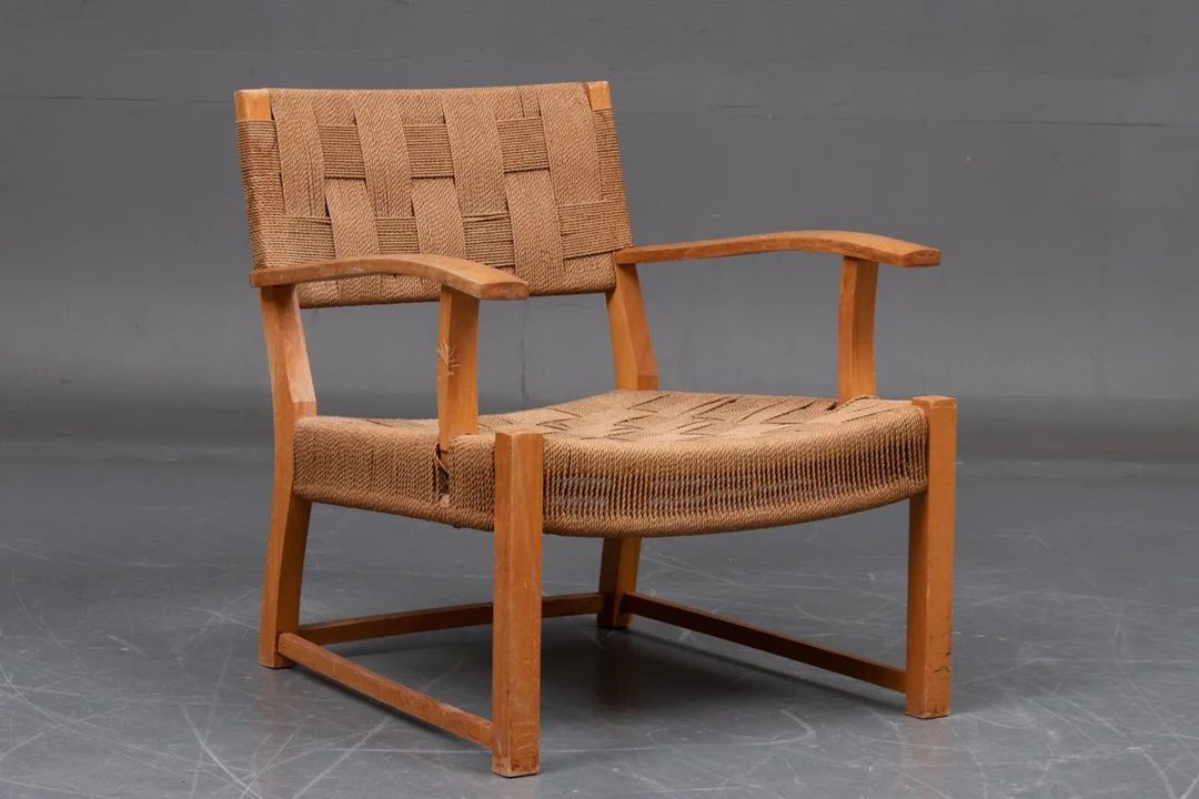 Frits Schlegel, tilskrevet. lænestol af bøg, 1940'erne — Furniture/Lounge chairs — Lauritz