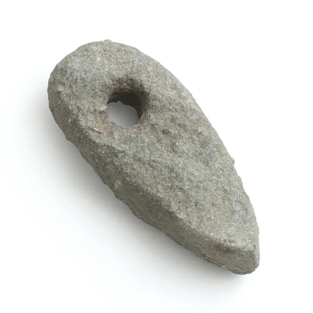 SKAFTHÅLSYXA, sten, järnålder/bronsålder.
