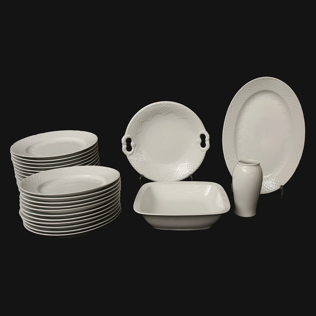 MATSERVISDELAR, ”Elegance”, Bing & Gröndahl, 27 delar. — European — Limhamns Auktionsbyrå