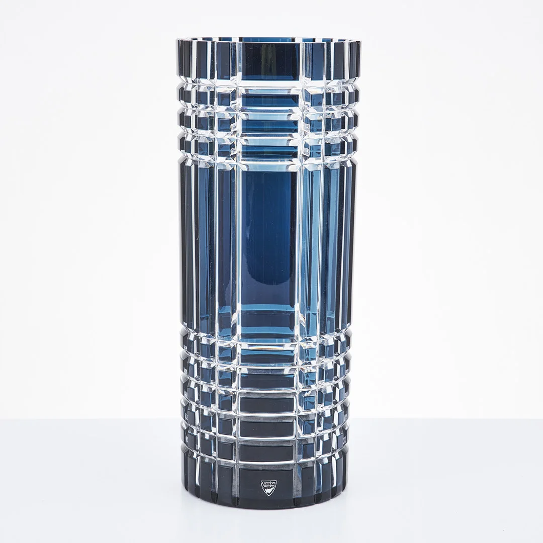 INGEGERD RÅMAN (F.1943). Vas, "Crystal eye", Orrefors, etikettmärkt. — Art glass — Stockholms Auktionsverk Magasin 5