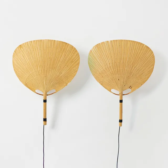 INGO MAURER. "Uchiwa III", vägglampor, ett par, M Design, Tyskland 1970-tal, lackerat rispapper och bambu.
