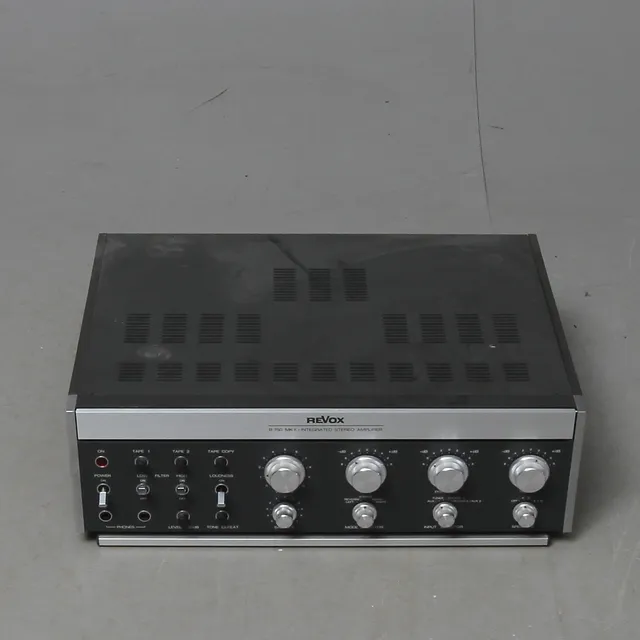 STEREOFÖRSTÄRKARE, Revox B 750 MK II.