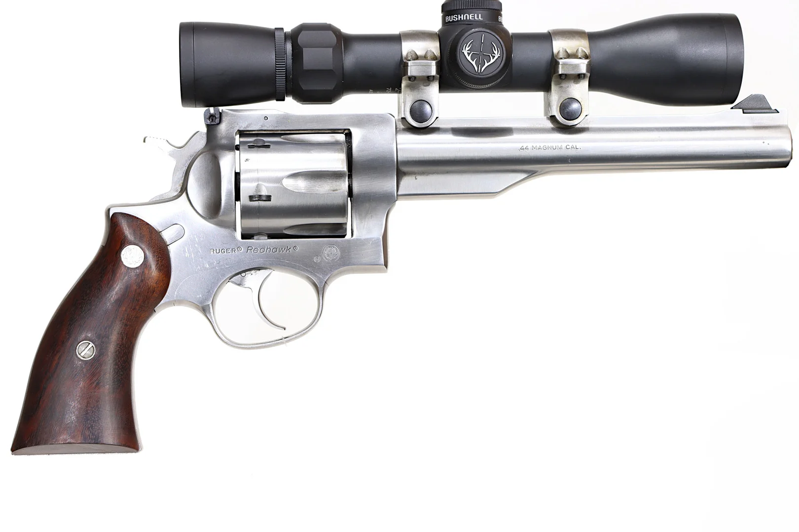 REVOLVER, Double Action, fabrikat Ruger, modell Redhawk, kaliber .44 Magnum, tillv.nr 502-83182, se-nr SE0042372. — Revolvers — Walter Borg