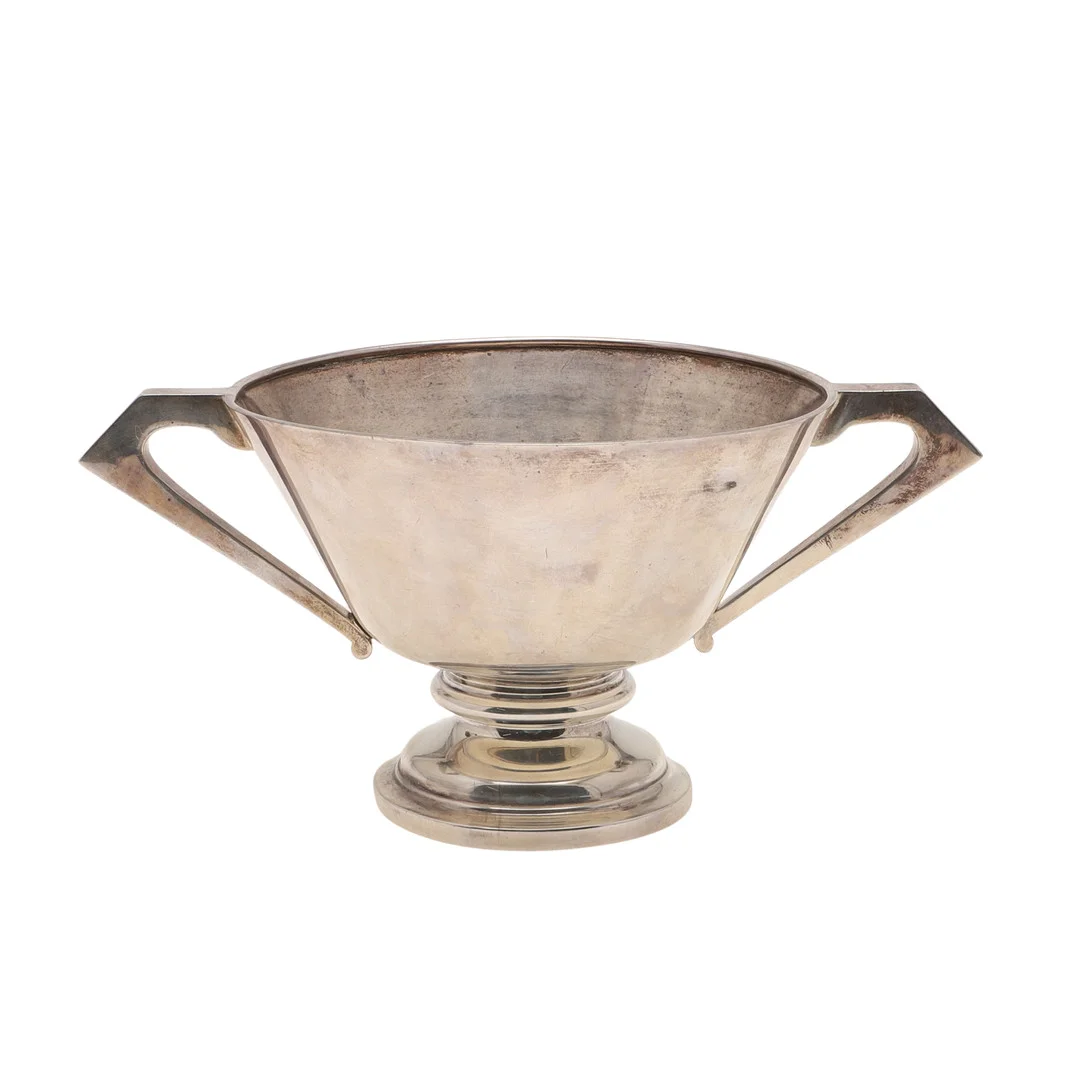 AN EDWARDIAN SILVER TWO-HANDLED CUP. — Silver — Lawrences Auctioneers