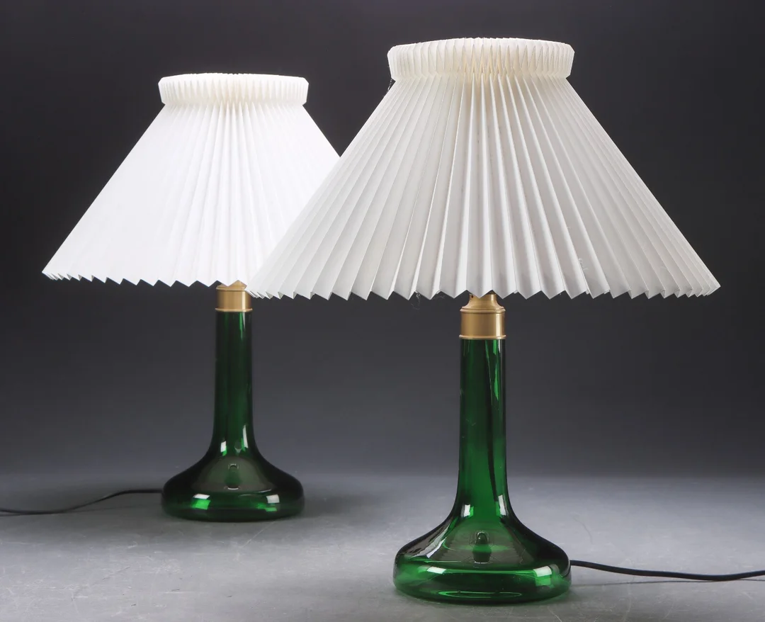 Gunnar Biilman-Petersen for Le Klint / Holmegaard. Et par bordlamper, model '343' (2) — Lamps and lighting/Table lamps — Lauritz