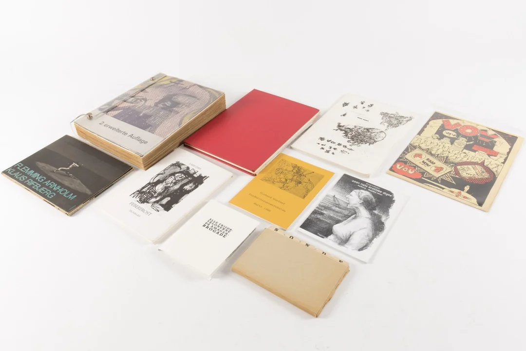 Samling situationistiske kunstbøger (10) — Hobby and collectibles/Books, maps, magazines — Lauritz