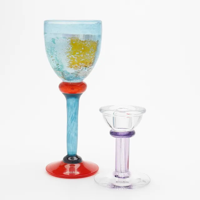 KJELL ENGMAN. POKALGLAS, "CANCAN", SAMT LJUSSTAKE, KOSTA BODA.