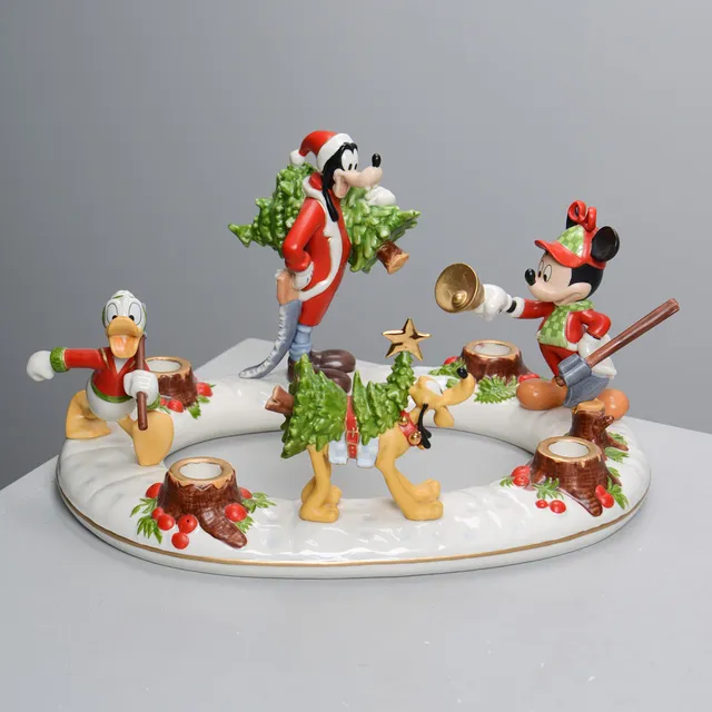 STEFAN LINDAHL. Adventljusstake, porslin, Disney, Fyrklövern.