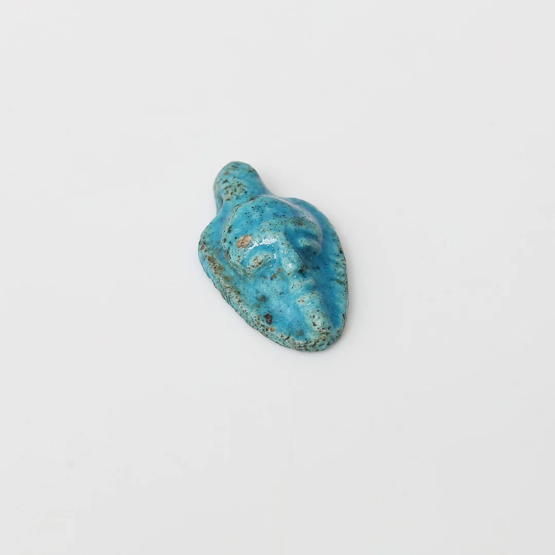 AMULETT, fajans, forntidens Egypten. — Miscellaneous — Auktionshuset Kolonn