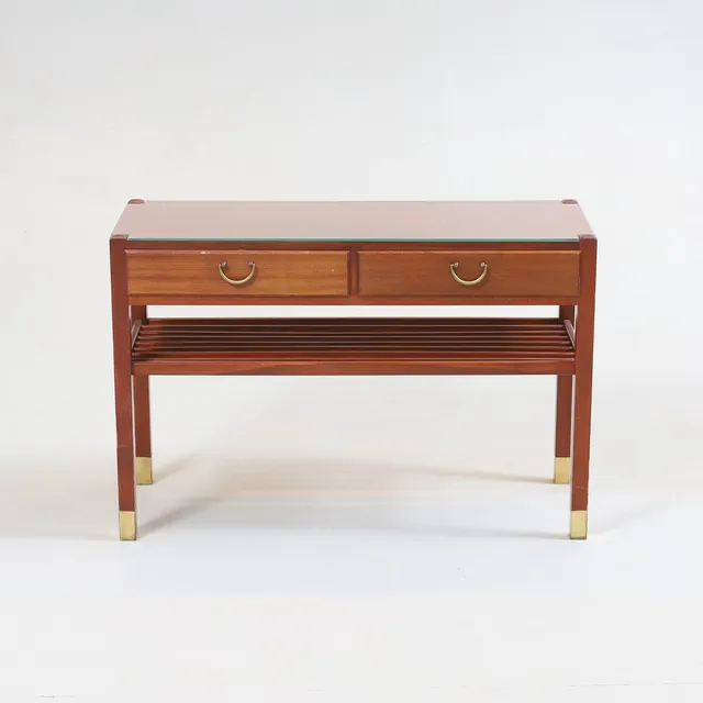 SIDEBOARD, 1900-talets mitt.