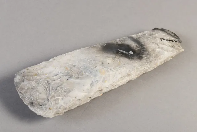 Danmarks Oldtid: Flintestensøkse - 30 cm