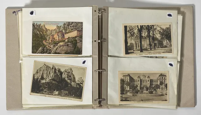 ÁLBUM DE POSTALES DE PUEBLOS DE CATALUÑA.
