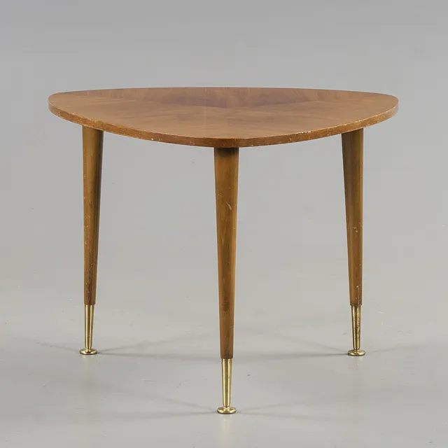 SIDOBORD Valnöt & mässing, 1900-talets mitt.
