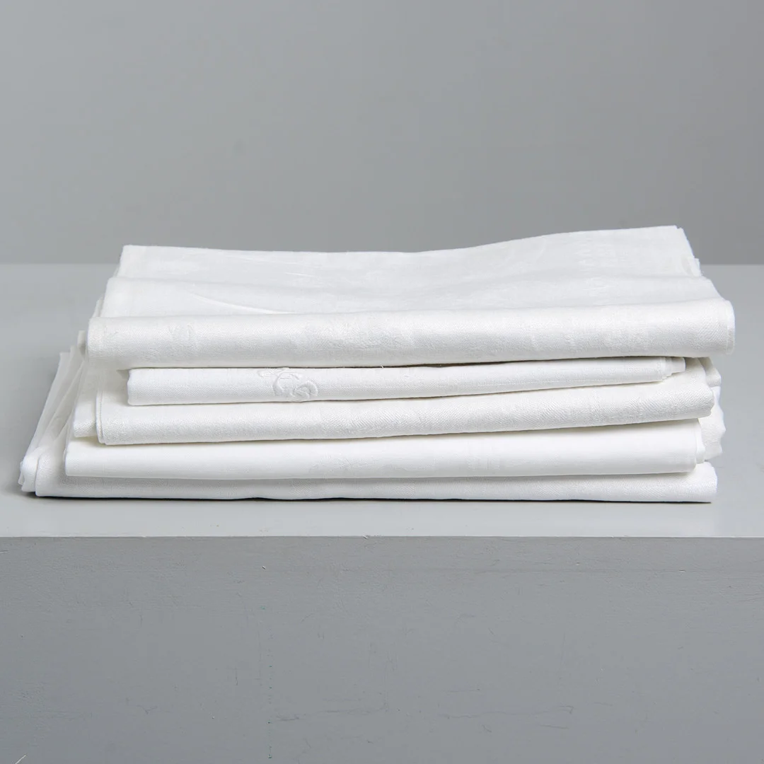 BORDSDUKAR, 6 st, linne. — Textiles — Formstad Auktioner