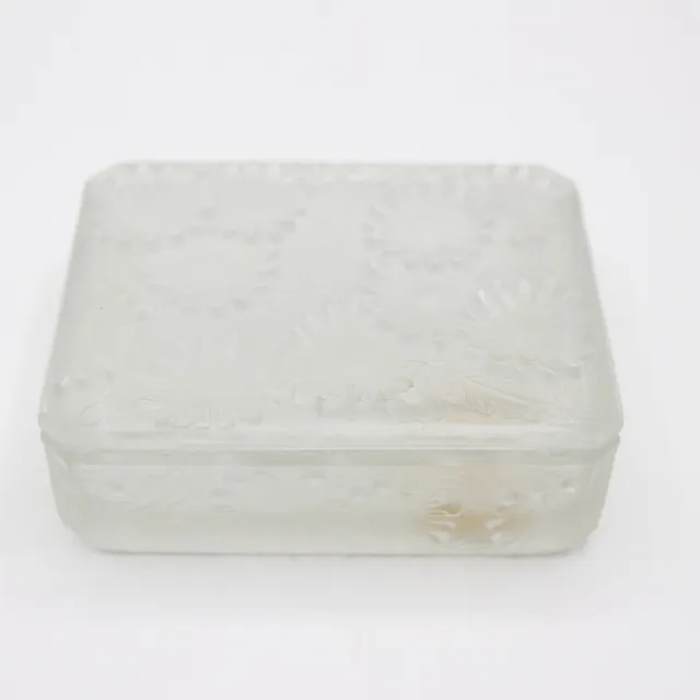 ART DECO DECKELDOSE LALIQUE STIL.