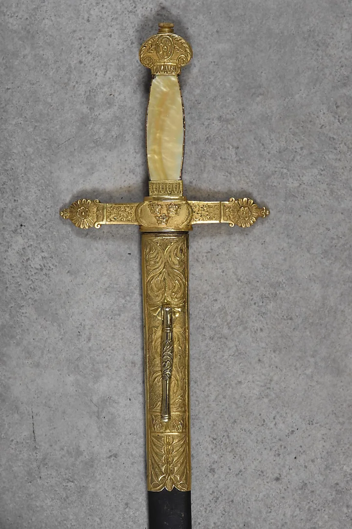 VÄRJA, Svensk för ämbetsman. — Edged weapons — Auktionsverket Engelholm