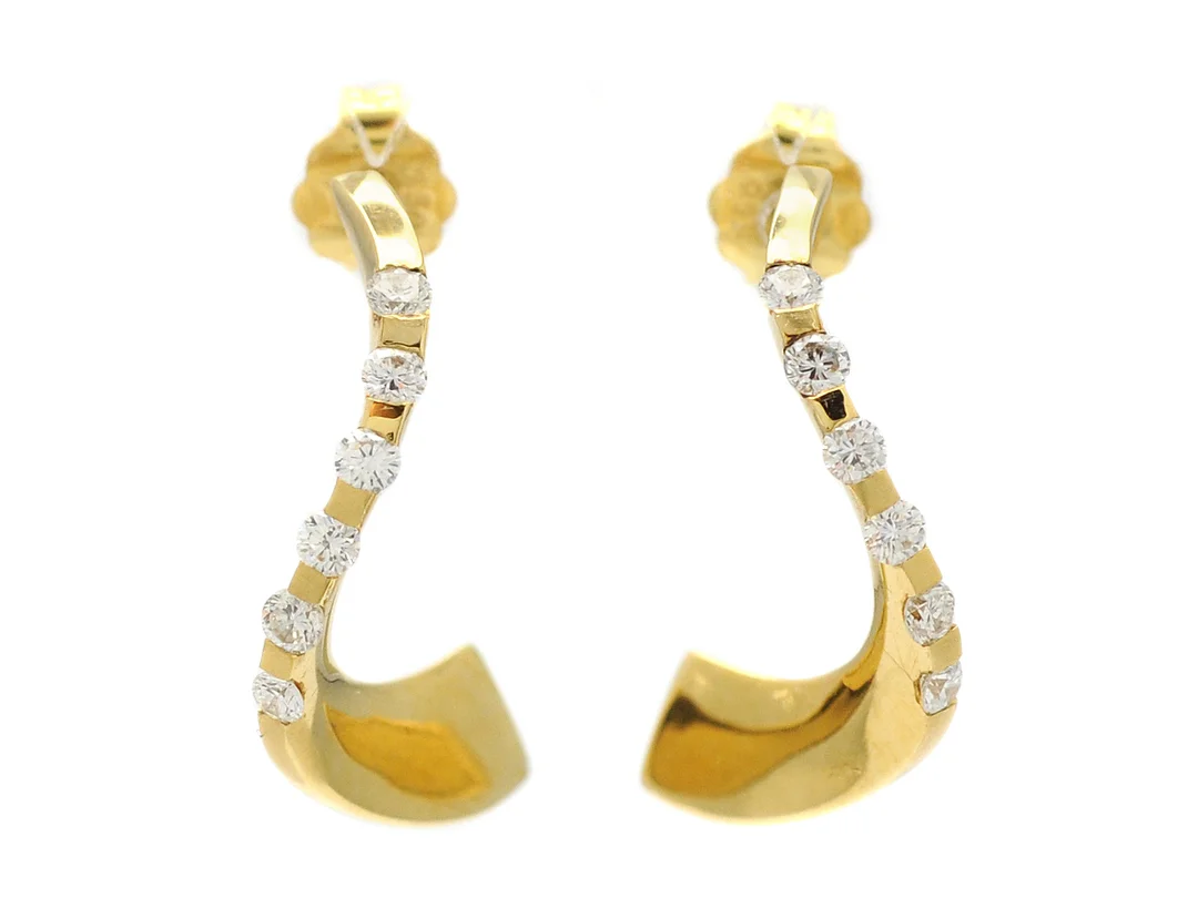 ÖRHÄNGEN, 18K guld, 12 briljantslipade diamanter ca 0,42ctv ca TW/VVS, stift, längd 2,2 cm, vikt 4,9 g. — Smycken/Örhängen — Kaplans
