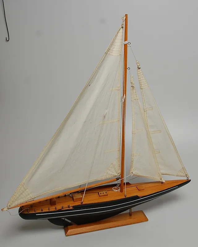 MODELLSEGELBÅT,1900-talets senare del.