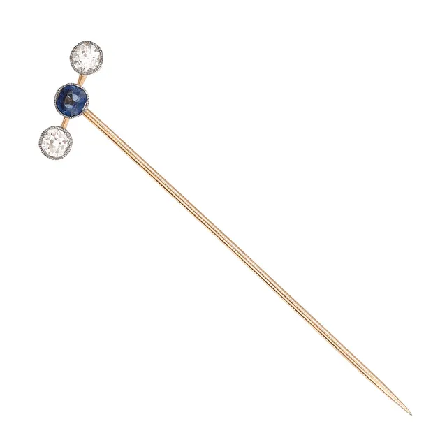 Sapphire and diamonds triplet tie pin, early 20th Century.