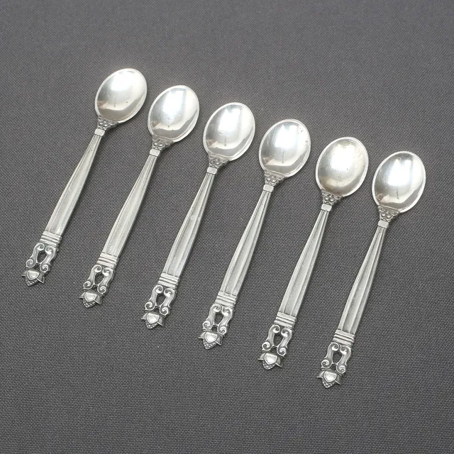 JOHAN ROHDE. Moccaskedar, 6 st, silver, Georg Jensen, Danmark.