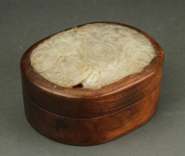 Kinesisk skrin af hardwood og jade, Qing