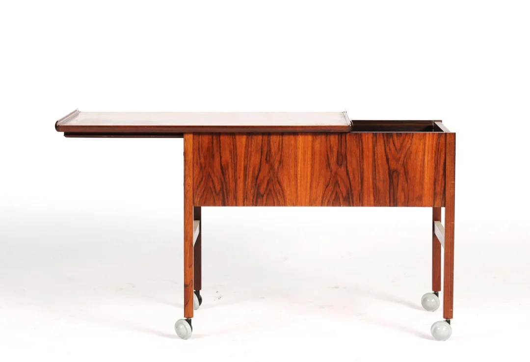 Unknown manufacturer. Sewing table in rosewood. — Furniture/Coffee tables, occasional tables — Lauritz