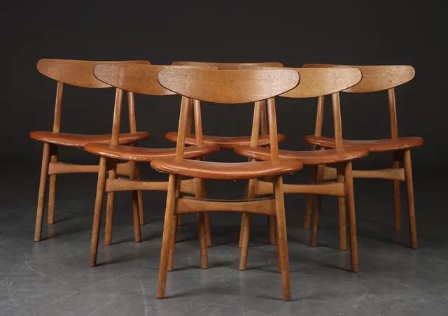 Hans J. Wegner. Six oak chairs, model 'CH-23' (6)