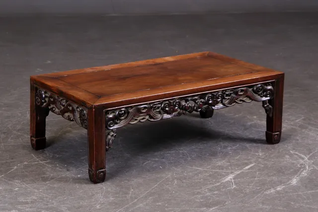 Kinesisk bænk / sidebord af hardwood
