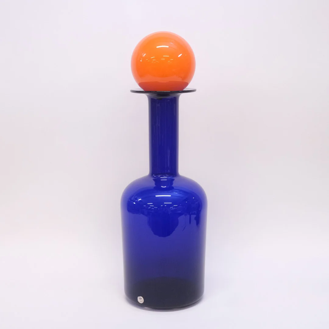 OTTO BRAUER. VAS MED KULA, HOLMEGAARD. — Art glass — Björnssons Auktionskammare