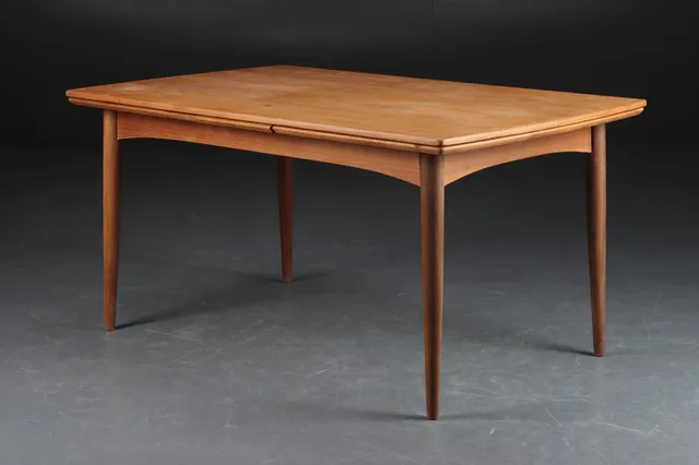Spisebord af teak med hollandsk udtræk, 1960'erne