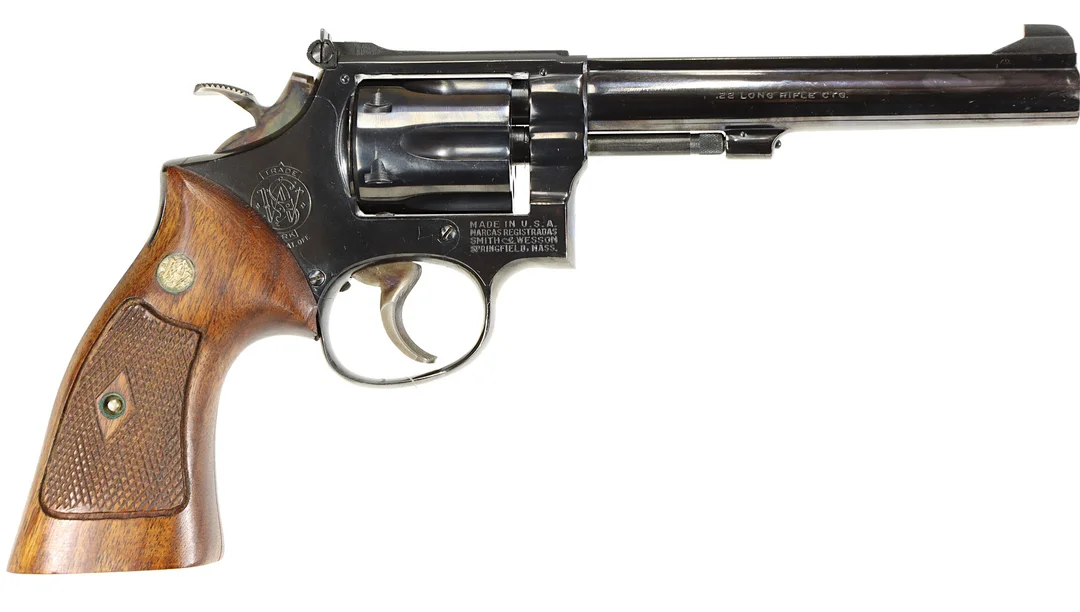 REVOLVER, fabrikat Smith & Wesson, modell 17-2 Masterpiece, kaliber .22lr, tillv.nr K701725, se-nr SE0229244. — Revolvers — Walter Borg