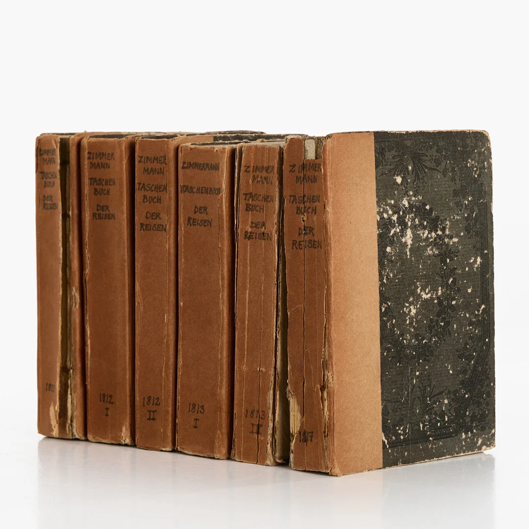 RESOR, Eberhard August Wilhelm von Zimmermann; Taschenbuch der Reisen oder unterhaltende Darstellung der Entdeckungen des 18. Jahrhunderts. Årgång 10-13 i sex band. — Books — Crafoord Auktioner Stockholm