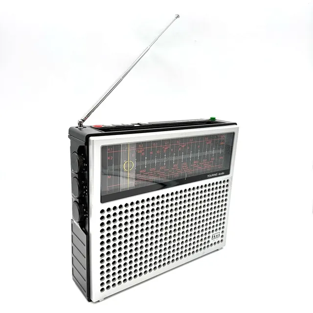 ITT SCHAUB-LORENZ TOURING STUDIO 107 RADIO 1975-1978.