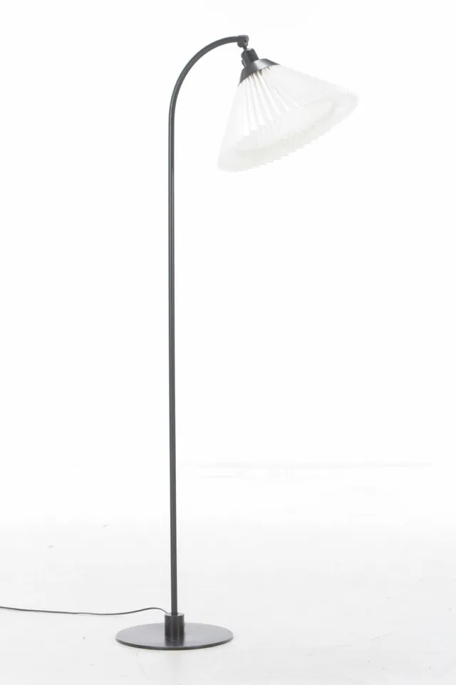 Flemming Agger for Le Klint. Floor lamp / floor lamp, model 368.