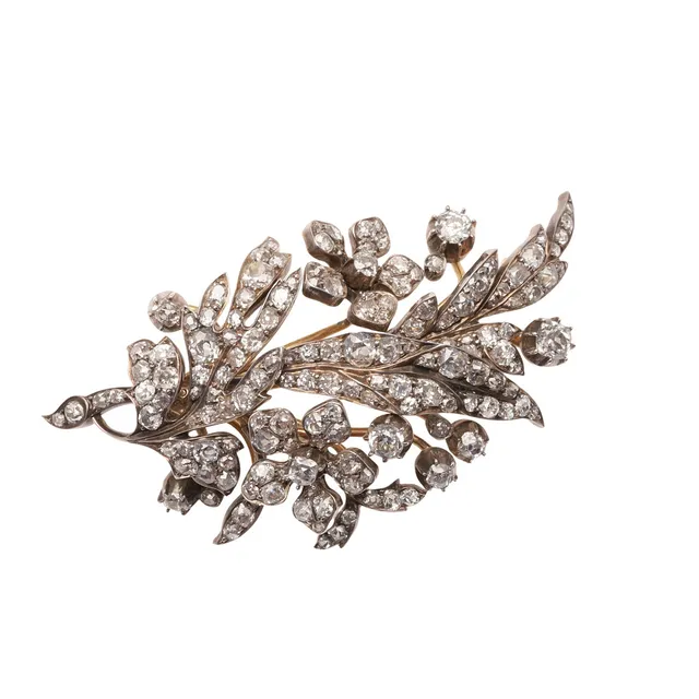 A VICTORIAN DIAMOND SPRAY BROOCH.